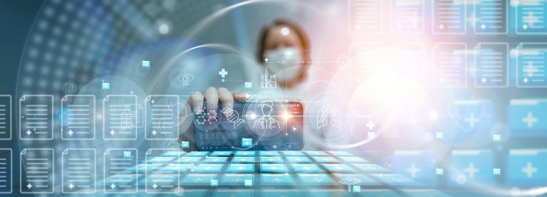 Management de transition IT dans le secteur santé et pharmaceutique avec technologies médicales numériques