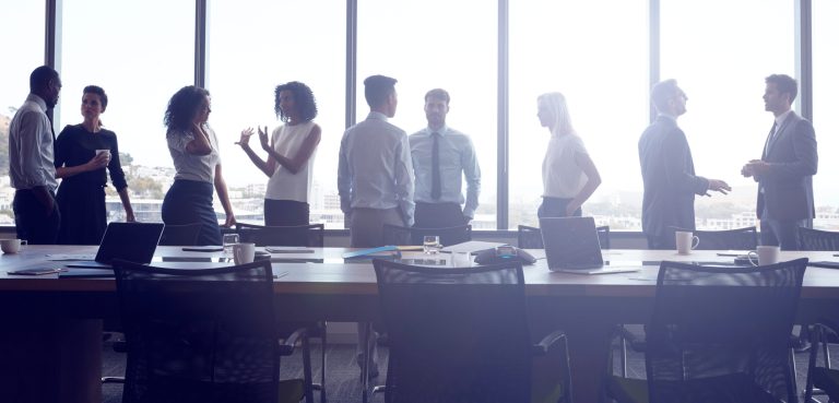 Leadership DSI au COMEX - réunion de dirigeants en salle de conseil